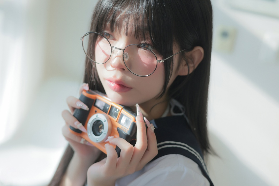 Yudii – [Ctee.Vol.002] Sailor｜236P+4V · 水手服棚拍的冷调私语，她把本白衬衫穿成海风外的第二层呼吸-玩图志